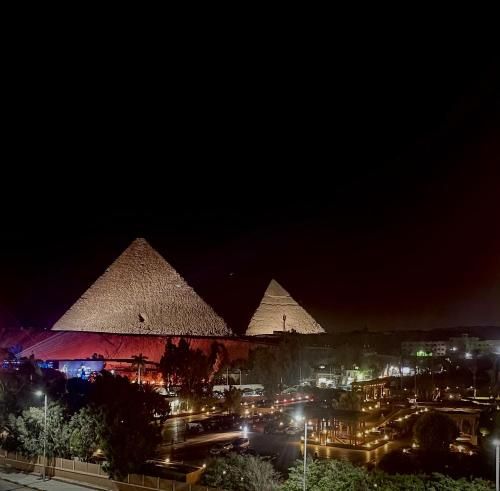 Turquoise Pyramids & Grand Egyptian museum view Hotel