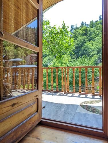 Outdoor Pictures 24