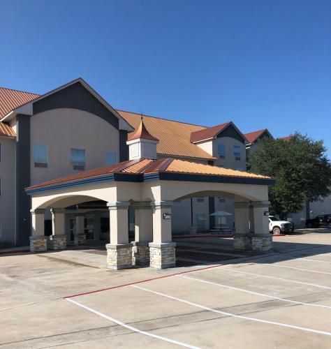 Cuero's Copper Inn