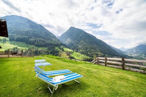 Outdoor Pictures 24