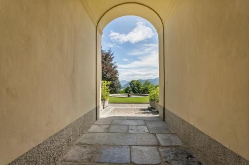 Outdoor Pictures 24