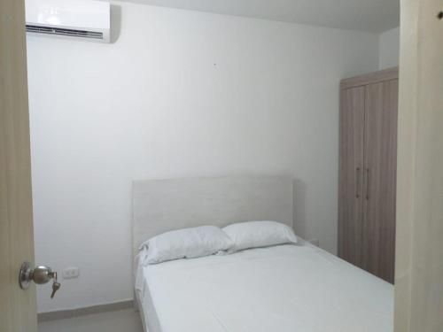 Apartamento con piscina
