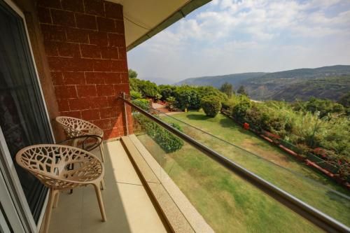 Outdoor Pictures 24