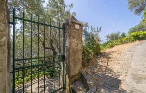 Outdoor Pictures 21