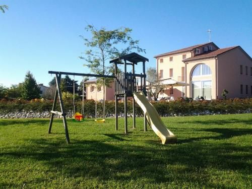 Outdoor Pictures 10