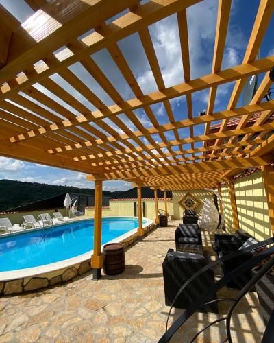 Outdoor Pictures 20