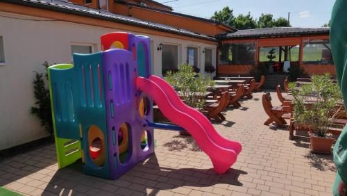 Outdoor Pictures 9
