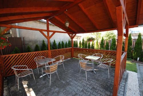 Outdoor Pictures 9