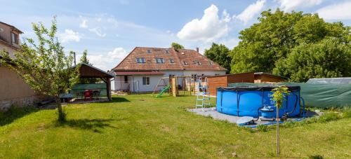 Outdoor Pictures 22
