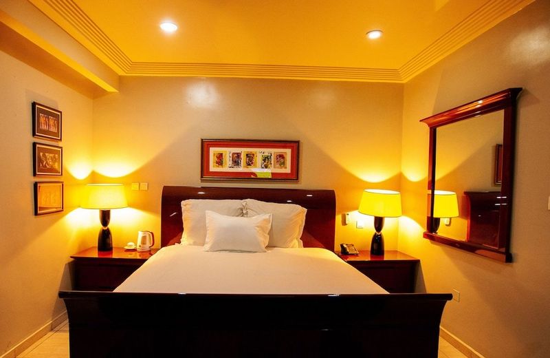 Genesis Reventon Park Hotel