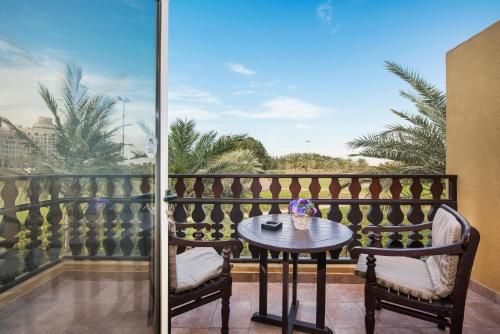 Al Hamra Village Hotel