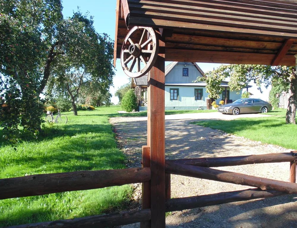 Outdoor Pictures 1