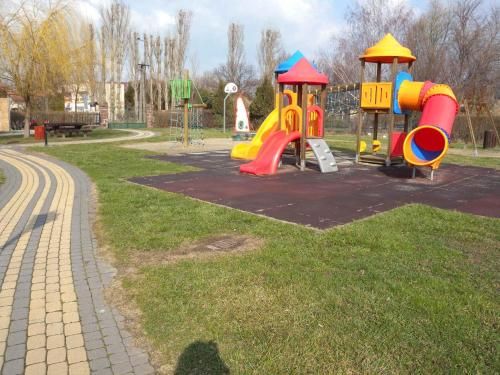 Outdoor Pictures 23