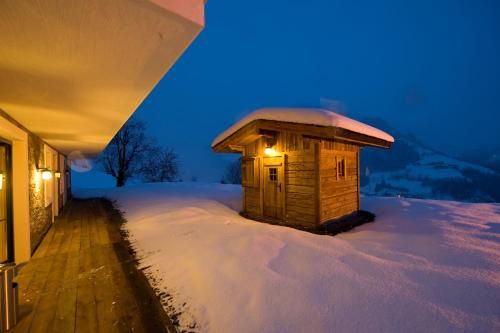 Outdoor Pictures 16