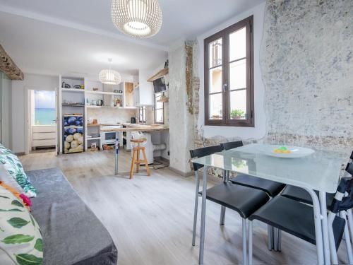 TarracoHomes, Vintage Apartment in Old Town