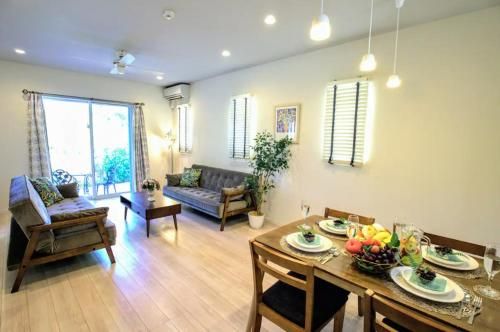 Frennch House B32