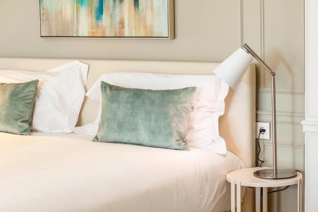 Luzeiros Suites