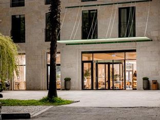 Hotel Image 2