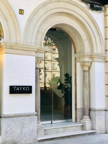 Hotel Tayko Sevilla