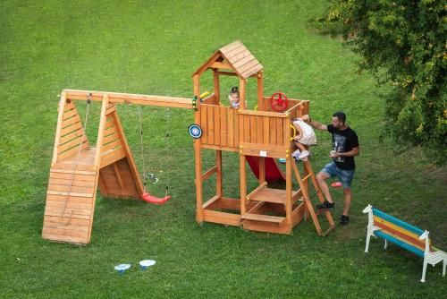 Outdoor Pictures 22