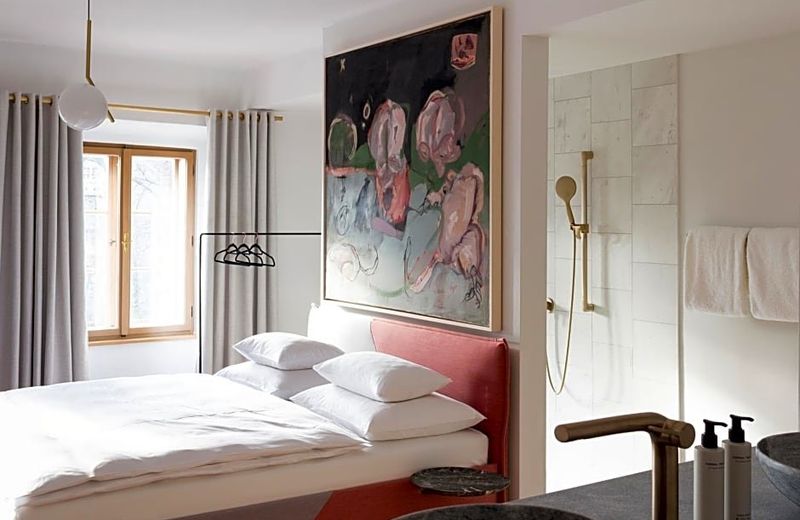 Kai 36 - Hotel zwischen Fels und Fluss