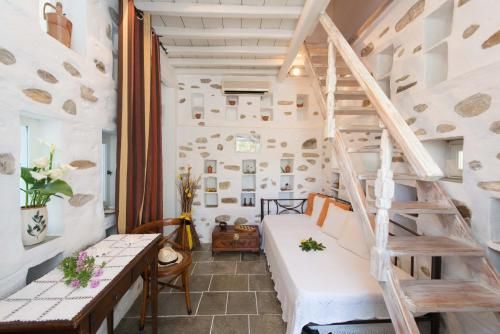 Peristeronas house sifnos - Bespoke Dove Cot sifnos