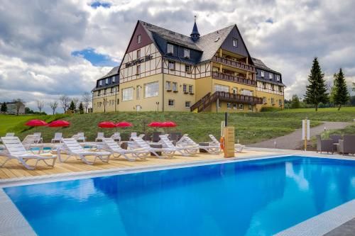 Panorama Berghotel Wettiner Hoehe