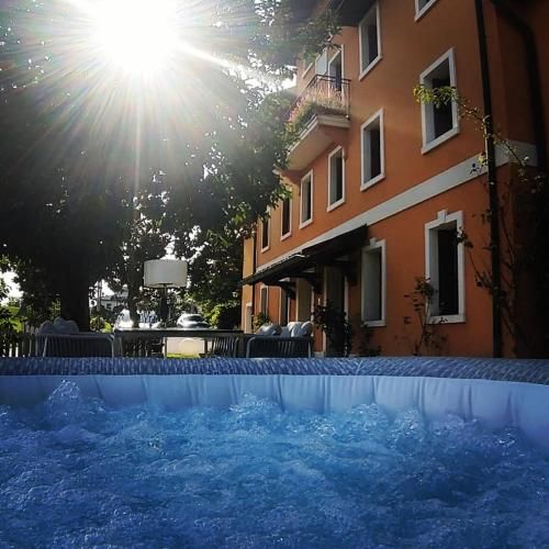 Outdoor Pictures 9