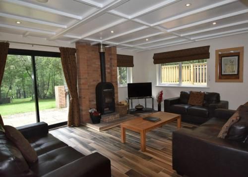 Ramshorn Estate Woodland Lodges