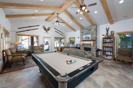 Remodeled Mountain Condo - Huntsville Vacation Rental LS 31