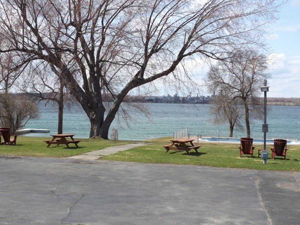 Outdoor Pictures 3