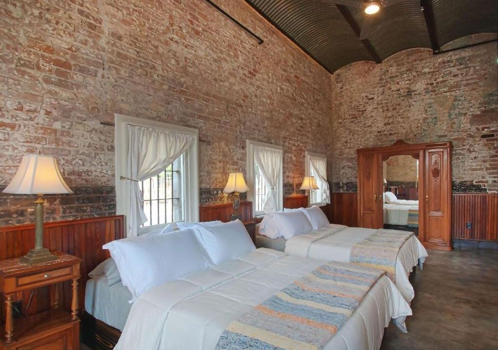 Inn at the Old Jail