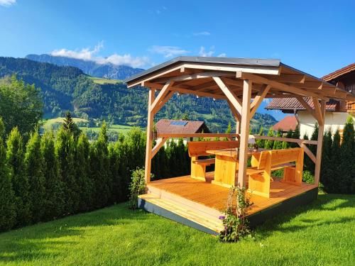 Outdoor Pictures 3