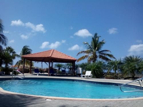 Oceanfront Townhome in Marazul Dive Resort