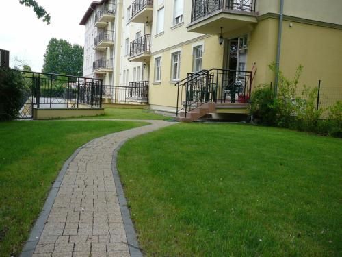 Outdoor Pictures 17