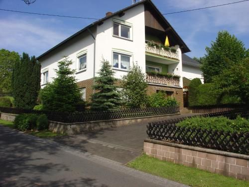 Cosy Apartment in Wilsecker near the Forest