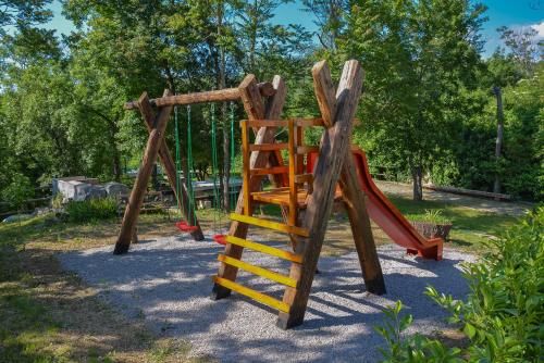 Outdoor Pictures 9