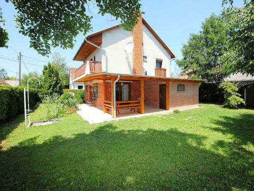 Holiday Home Brico