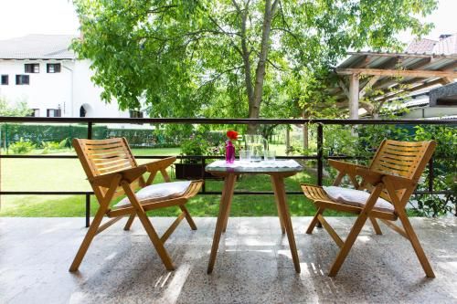 Outdoor Pictures 1