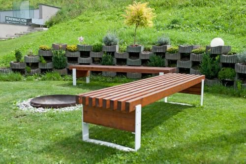 Outdoor Pictures 24