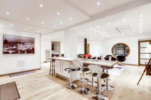 Just Renovated 138m2 On The Seine