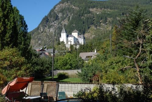 Outdoor Pictures 1