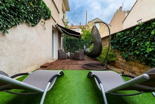 Outdoor Pictures 24