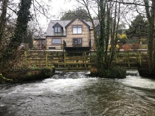 Waterfield House B&B