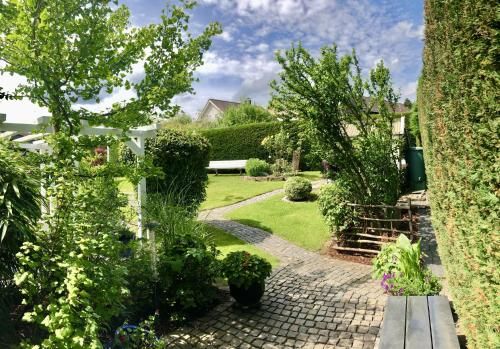 Outdoor Pictures 11