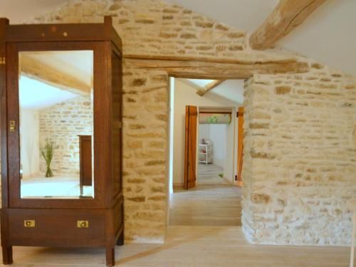 Spacious Cottage in Saint Jean de Sauves with Terrace
