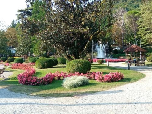 Outdoor Pictures 22