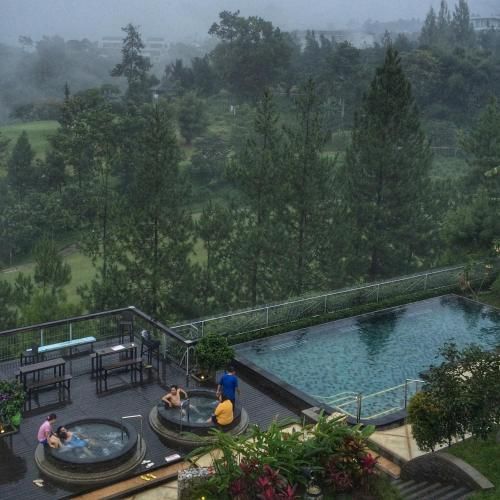 Outdoor Pictures 3