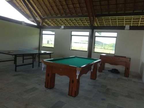 Carneiros Beach Resort