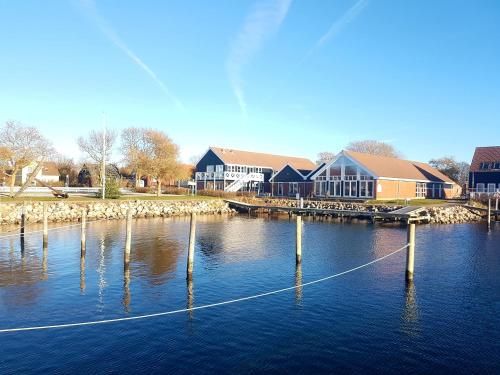 Klintholm Marina Park Cabins